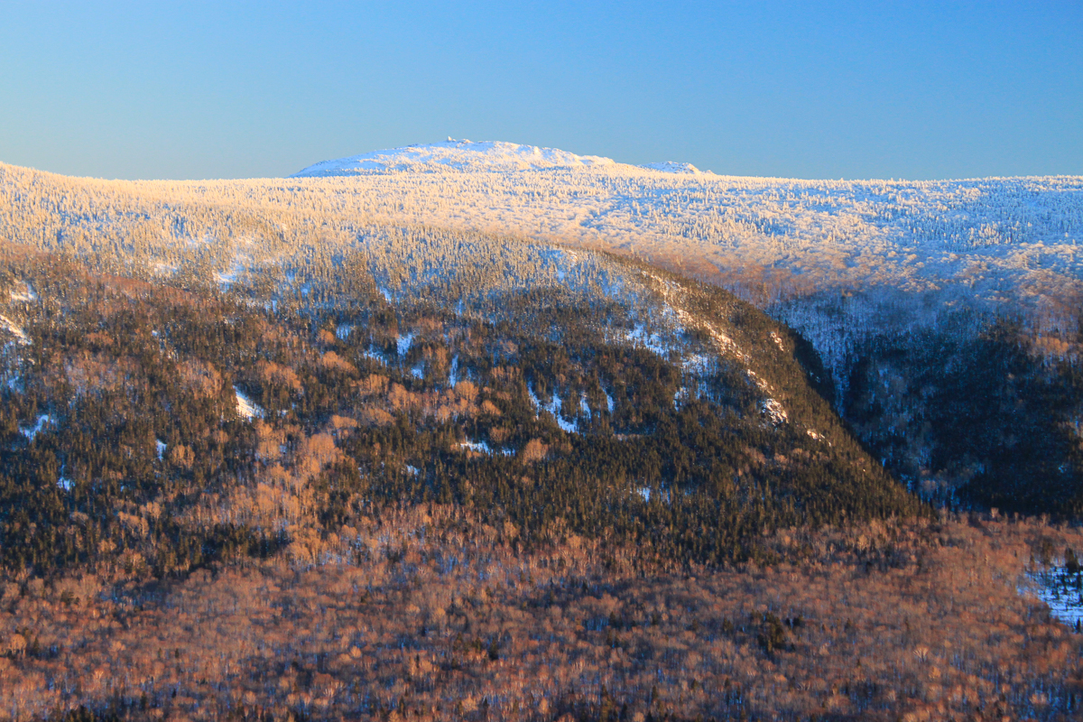 Le mont Carleton depuis le sentier du Mont Bailey